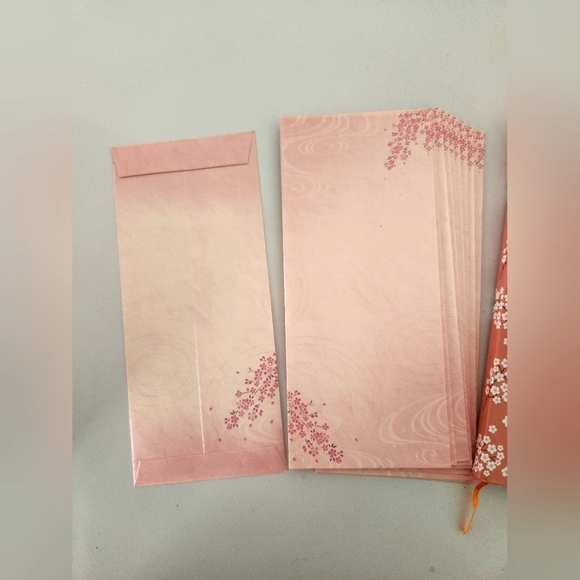 Floral envelope and notebook bundle - Picture 2 of 4